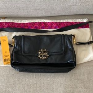 Authentic Tory Butch crossbody with dustbag